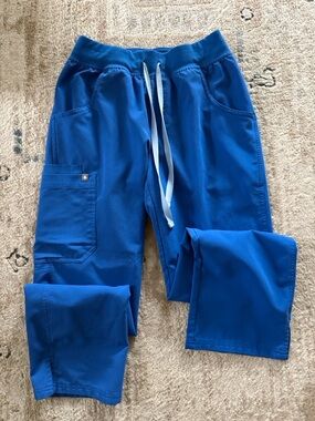 Women's Blue Fig V-Neck Scrub Set